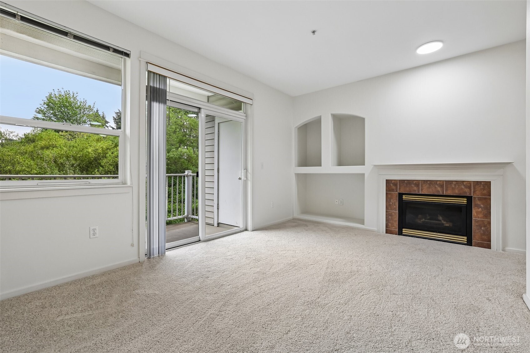 2009 196th Street Southeast, Unit D202 Bothell, WA 98012 - Photo 12 of 36