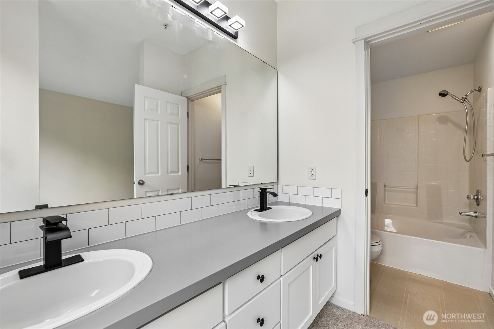 2009 196th Street Southeast, Unit D202 Bothell, WA 98012 - Photo 18 of 36