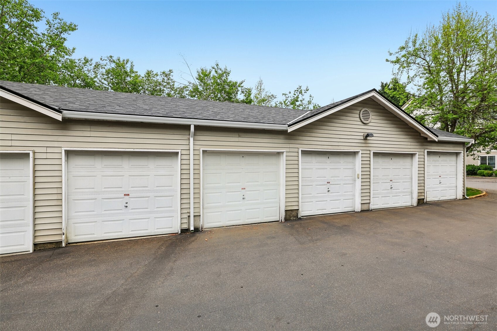 2009 196th Street Southeast, Unit D202 Bothell, WA 98012 - Photo 33 of 36