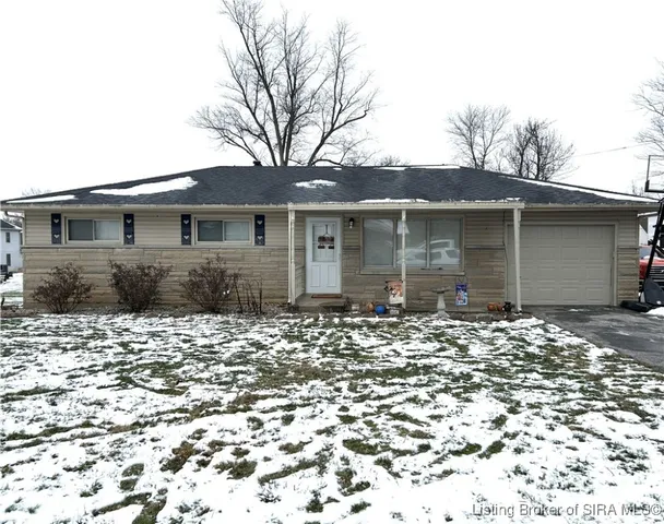$239,900 | 1206 Pinehurst Avenue, Madison, IN 47250
