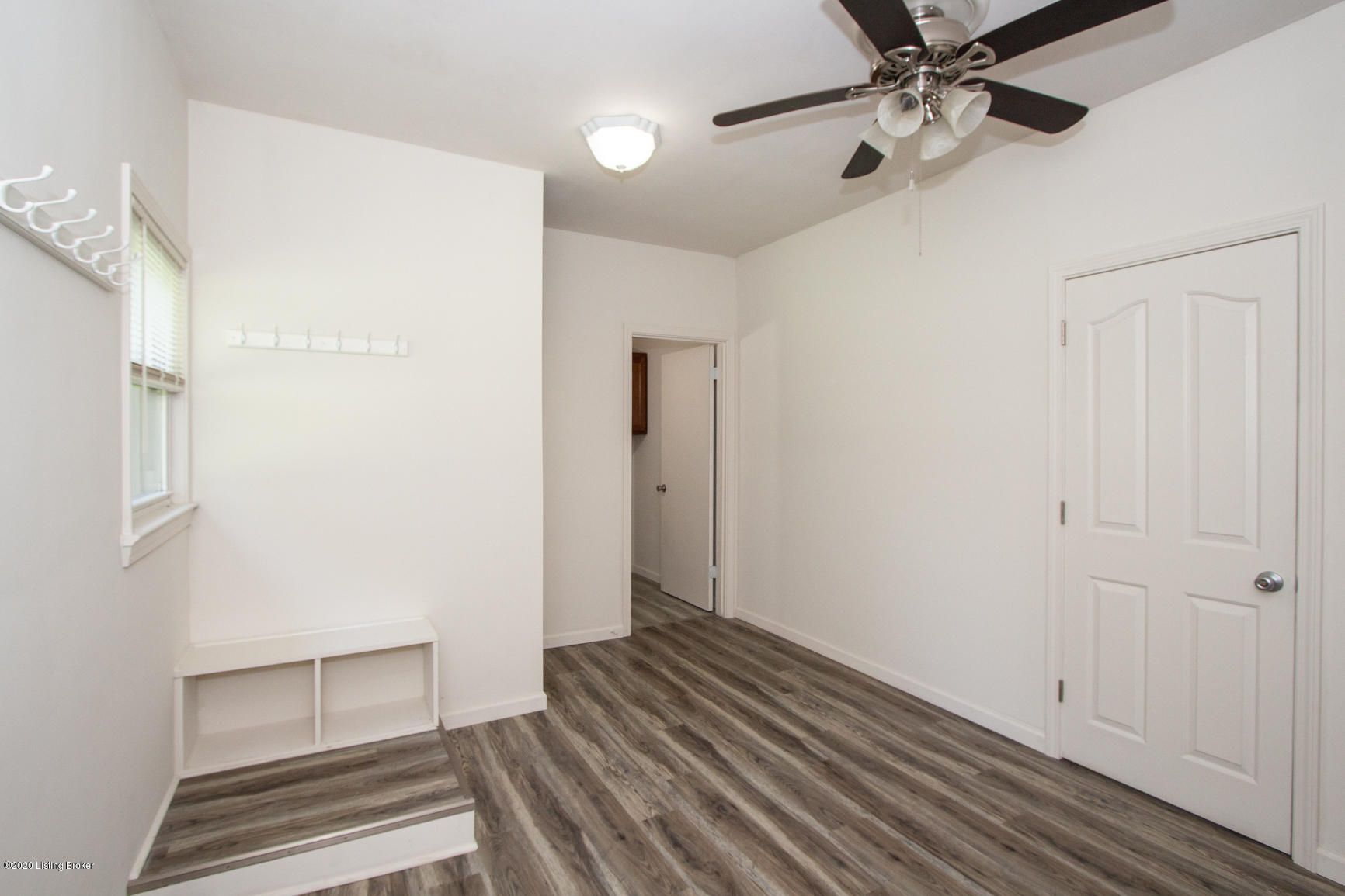 274 Stringer Lane Mount Washington, KY 40047 - Photo 25 of 27 Utility room - door to garage on right.