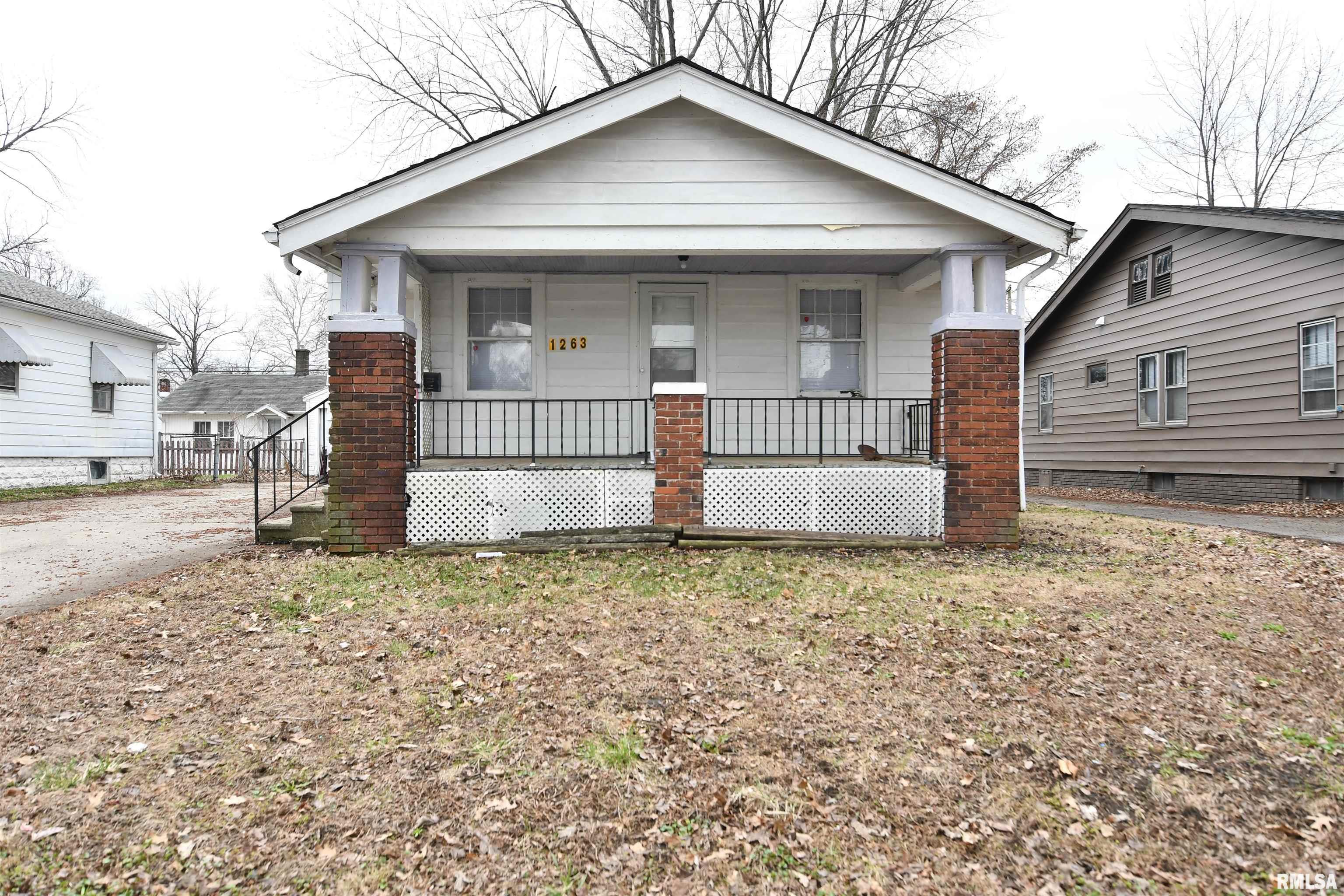 1263 Sedgwick Street Decatur, IL 62521 - Photo 2 of 11