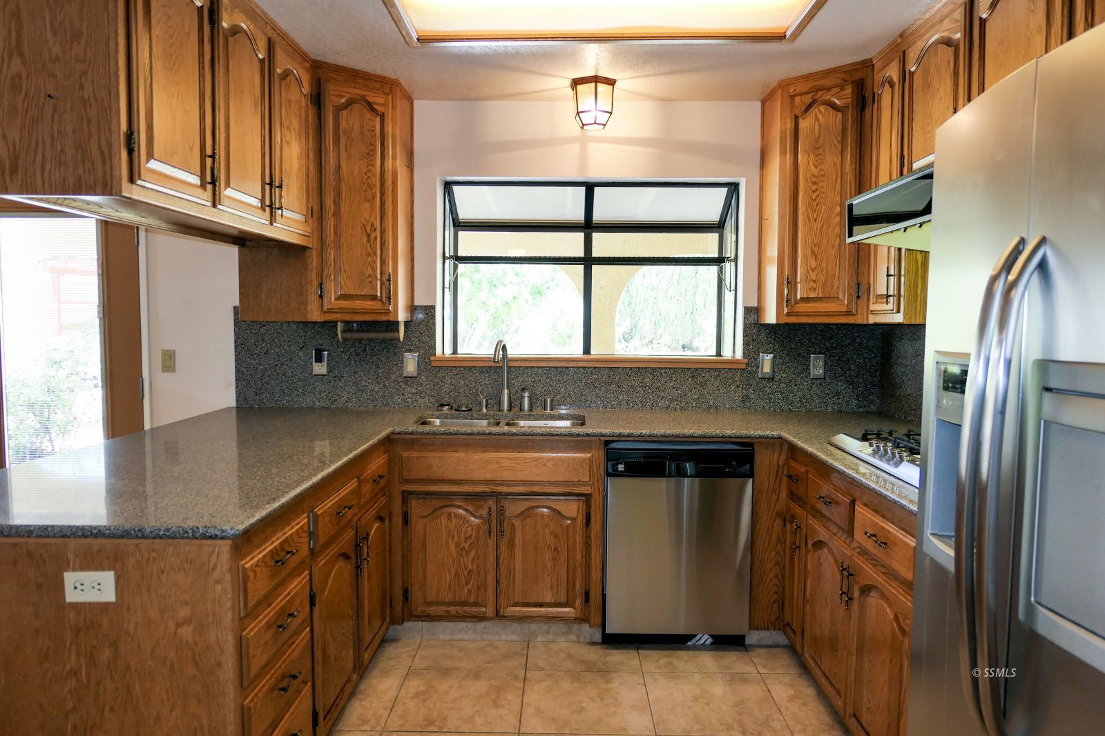 1051 North Inyo Street Ridgecrest, CA 93555 - Photo 11 of 50