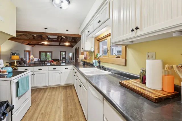 $569,000 | N2302 North Kohn Road, Reeseville, WI 53579