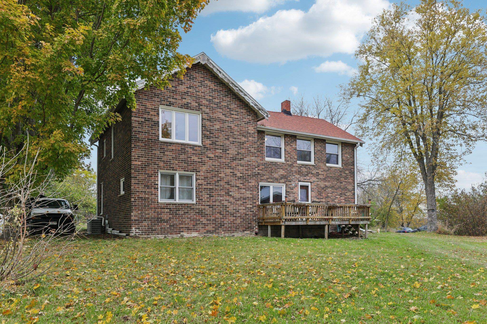 N2302 North Kohn Road Reeseville, WI 53579 - Photo 3 of 72