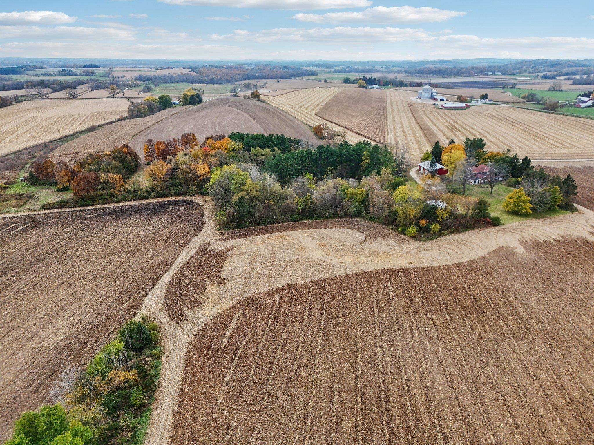 N2302 North Kohn Road Reeseville, WI 53579 - Photo 44 of 72