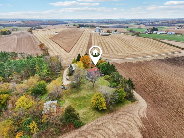 $569,000 | N2302 North Kohn Road, Reeseville, WI 53579