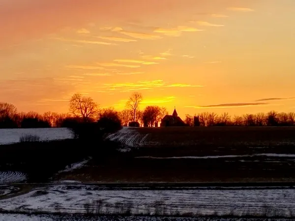 $569,000 | N2302 North Kohn Road, Reeseville, WI 53579