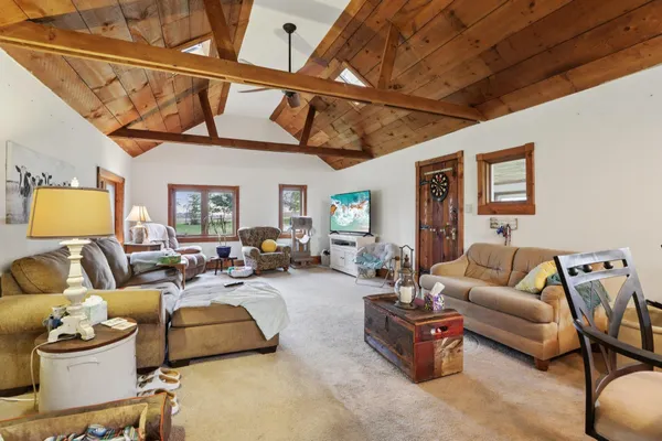 $569,000 | N2302 North Kohn Road, Reeseville, WI 53579