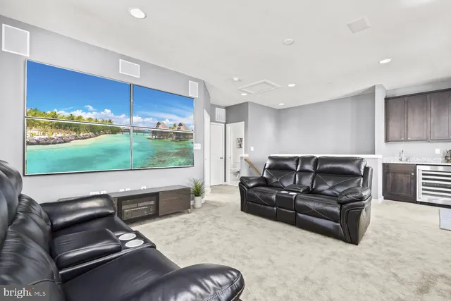 $5,900 | 120 Cambria Walk, Alexandria, VA 22304