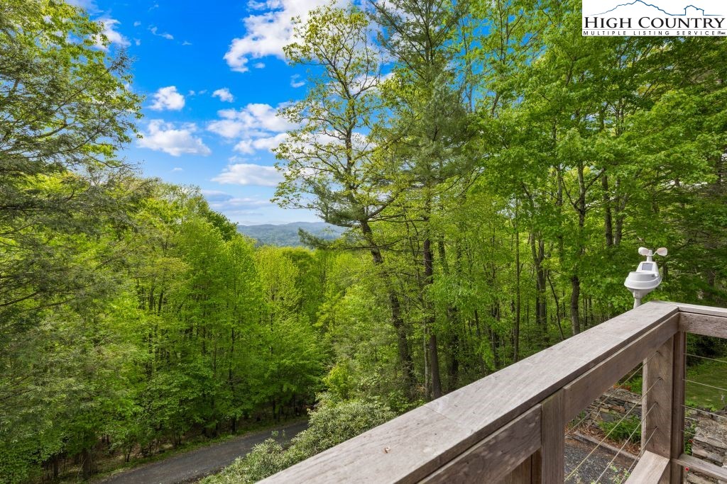 737 Tennant Road Newland, NC 28657 - Photo 29 of 38 a view of balcony