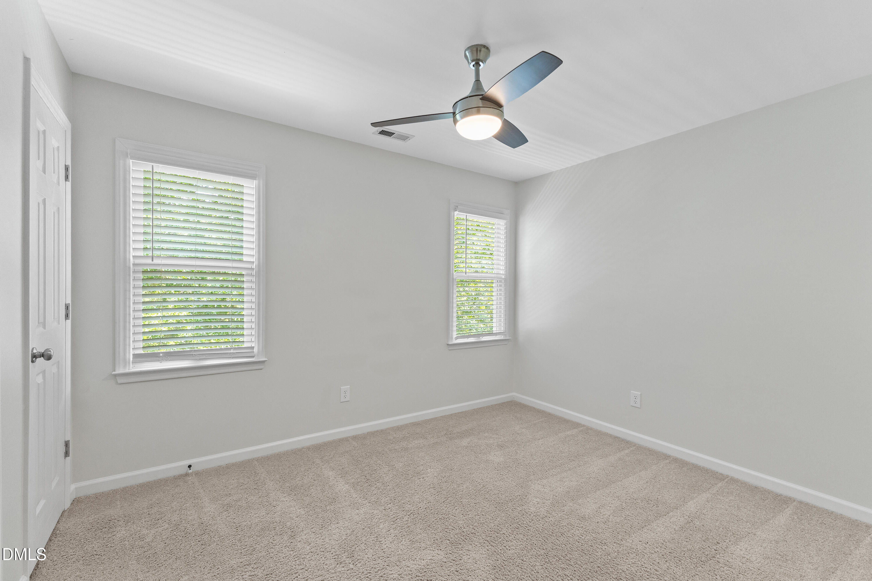 6701 Holly Mill Court Raleigh, NC 27613 - Photo 13 of 25 24-6701 Holly Mill Ct_3277