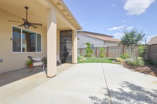 $610,000 | 668 Rock Crest Avenue, Madera, CA 93636