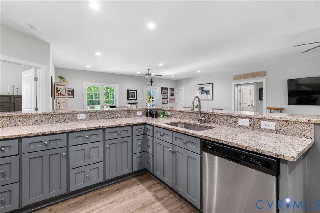 3269 Lowry Road Columbia, VA 23038 - Photo 10 of 57 Gallery Image 10