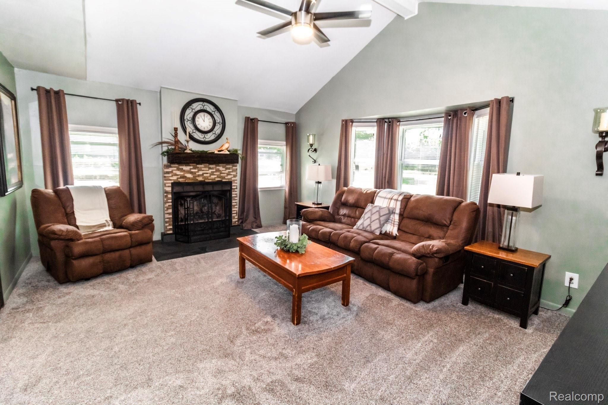 15356 Turner Road Yale, MI 48097 - Photo 8 of 33 03355246d35db124446dd8bf490a79ef.jpg