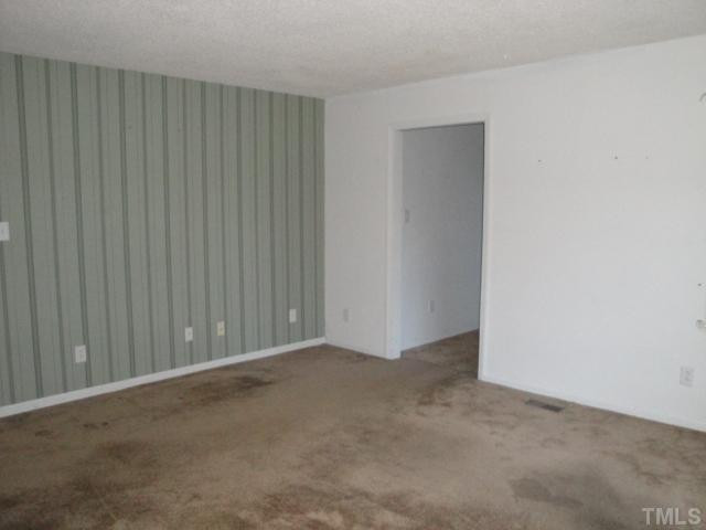 1917 Zebulon Road Zebulon, NC 27597 - Photo 2 of 12 Living room