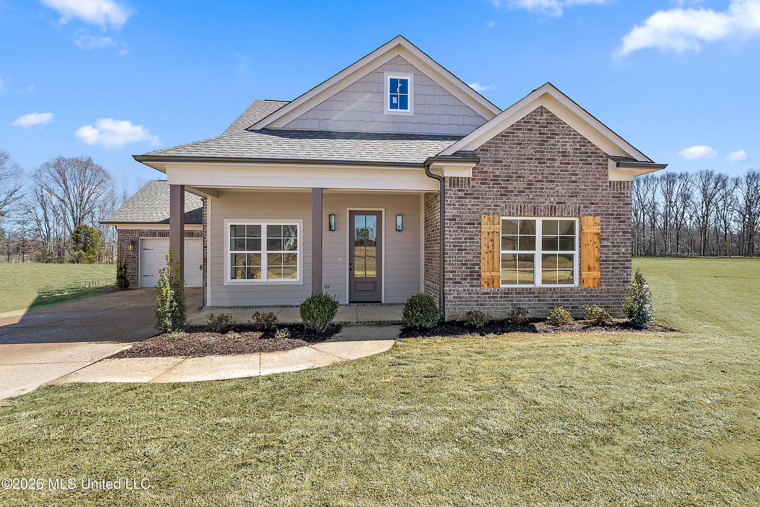 7570 Thomas Riley Street Hernando, MS 38632 - Photo 1 of 29 Elderberry