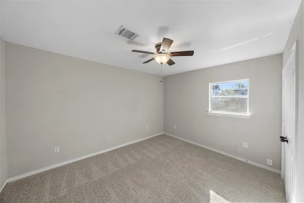 $1,900 | 7019 Sur Court, Houston, TX 77033