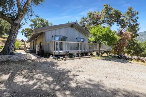 $1,095,000 | 19235 Cachagua Road, Carmel Valley, CA 93924