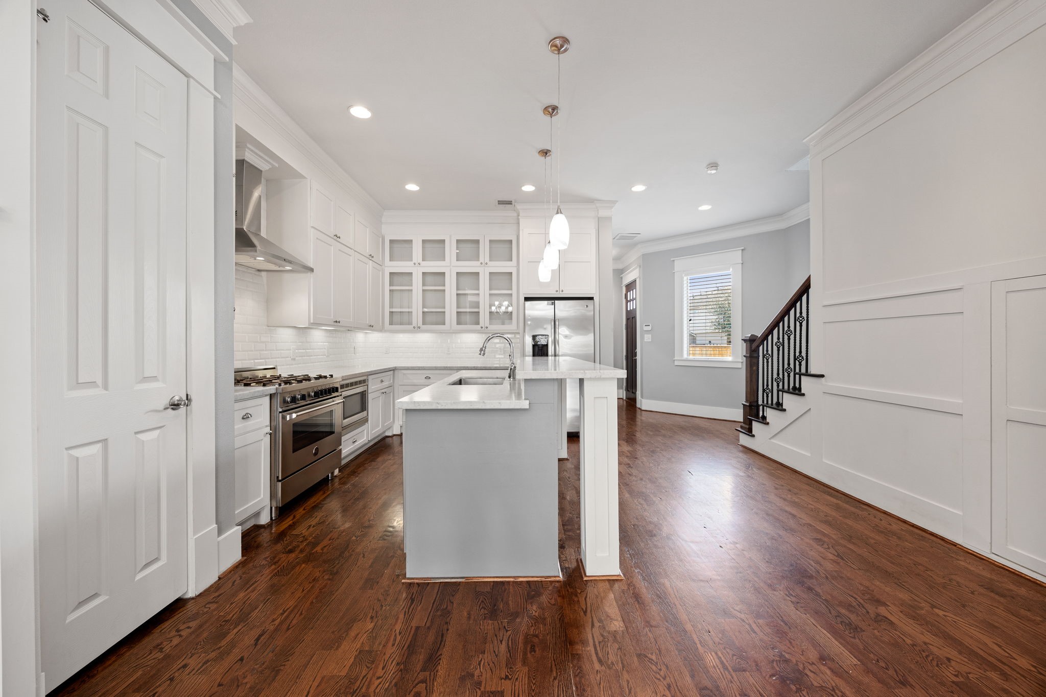 519 East 28th Street Houston, TX 77008 - Photo 11 of 35