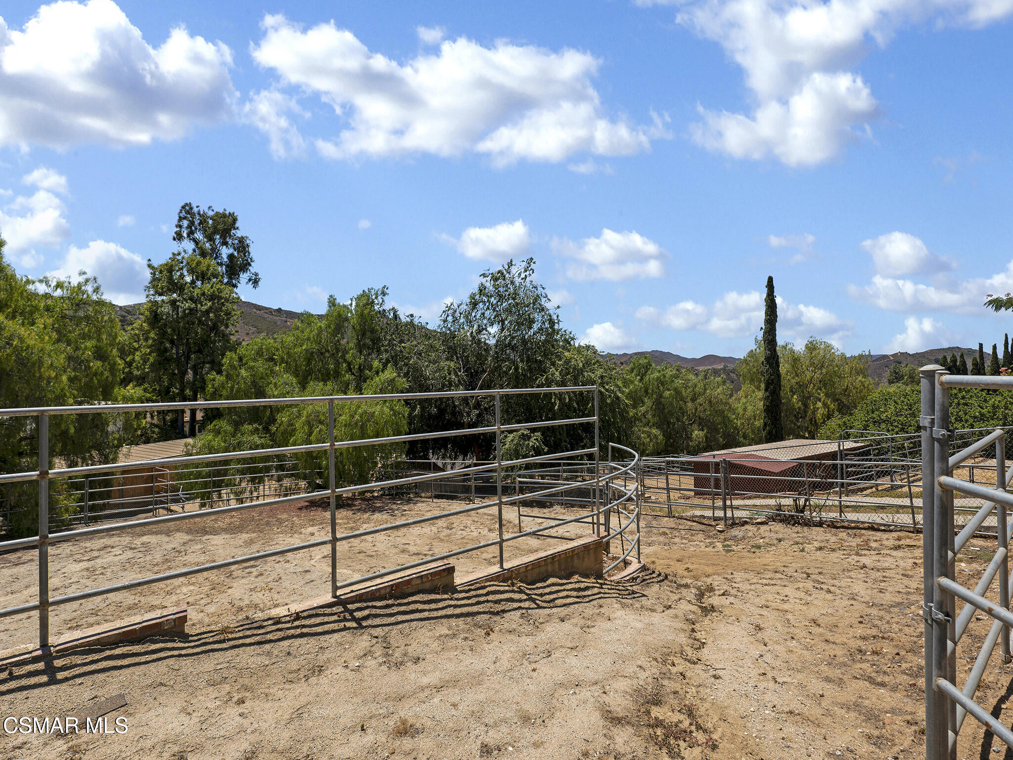 1506 Rambling Road Simi Valley, CA 93065 - Photo 37 of 79 Equestrian Space