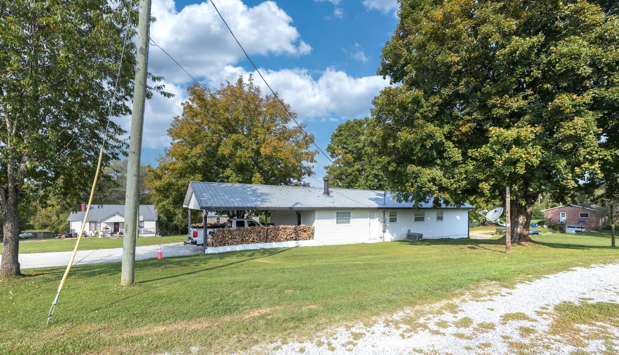 1728 Midway Road Strawberry Plains, TN 37871 - Photo 2 of 27 Gallery Image 2