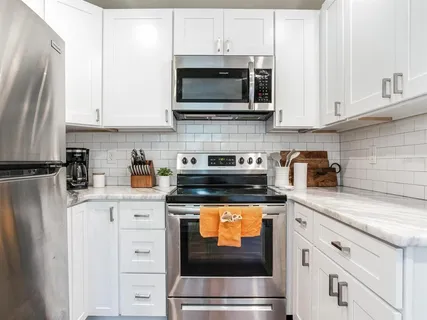 $374,900 | 1243 55th Avenue North, St. Petersburg, FL 33703