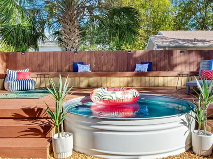 $374,900 | 1243 55th Avenue North, St. Petersburg, FL 33703