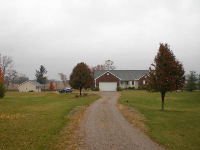 6880 Bowers Road Southwest Amanda, OH 43102 - Photo 3 of 15