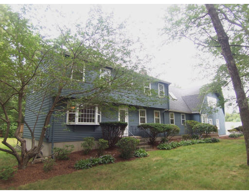 32 Edwards Road Foxboro, MA 02035 - Photo 1 of 30 Gallery Image 1