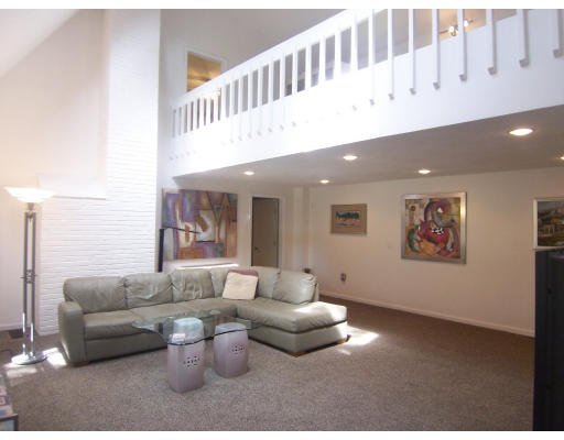 32 Edwards Road Foxboro, MA 02035 - Photo 5 of 30 Gallery Image 5