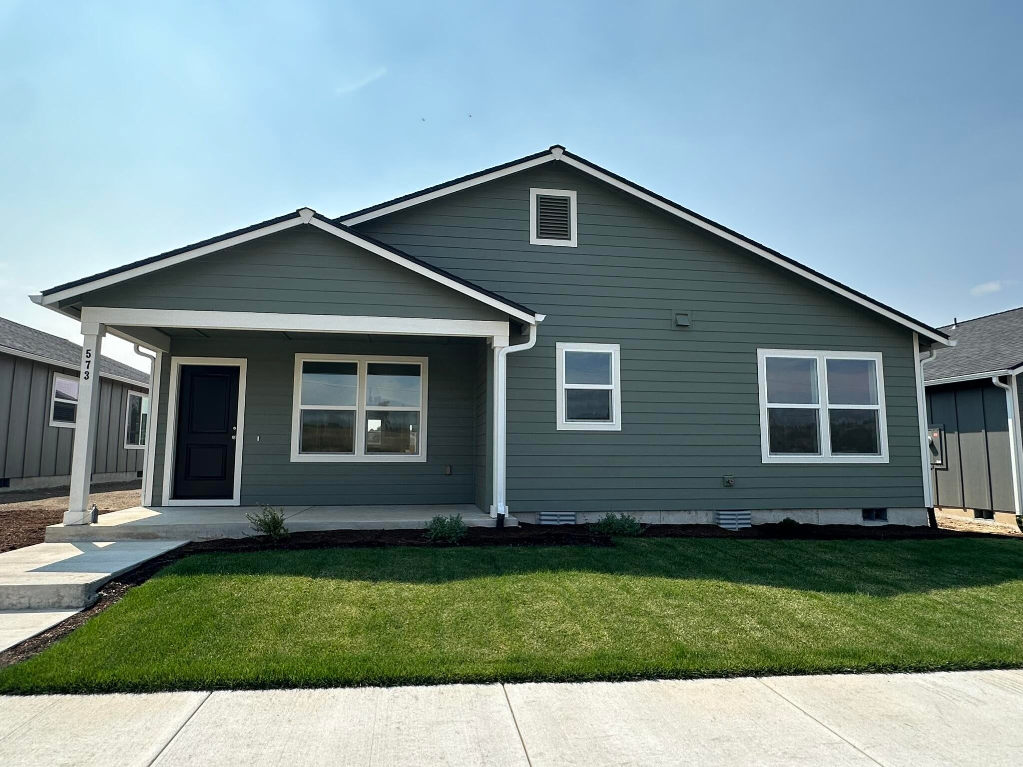 573 Northeast Loucks Road Madras, OR 97741 - Photo 1 of 23 IMG_0210