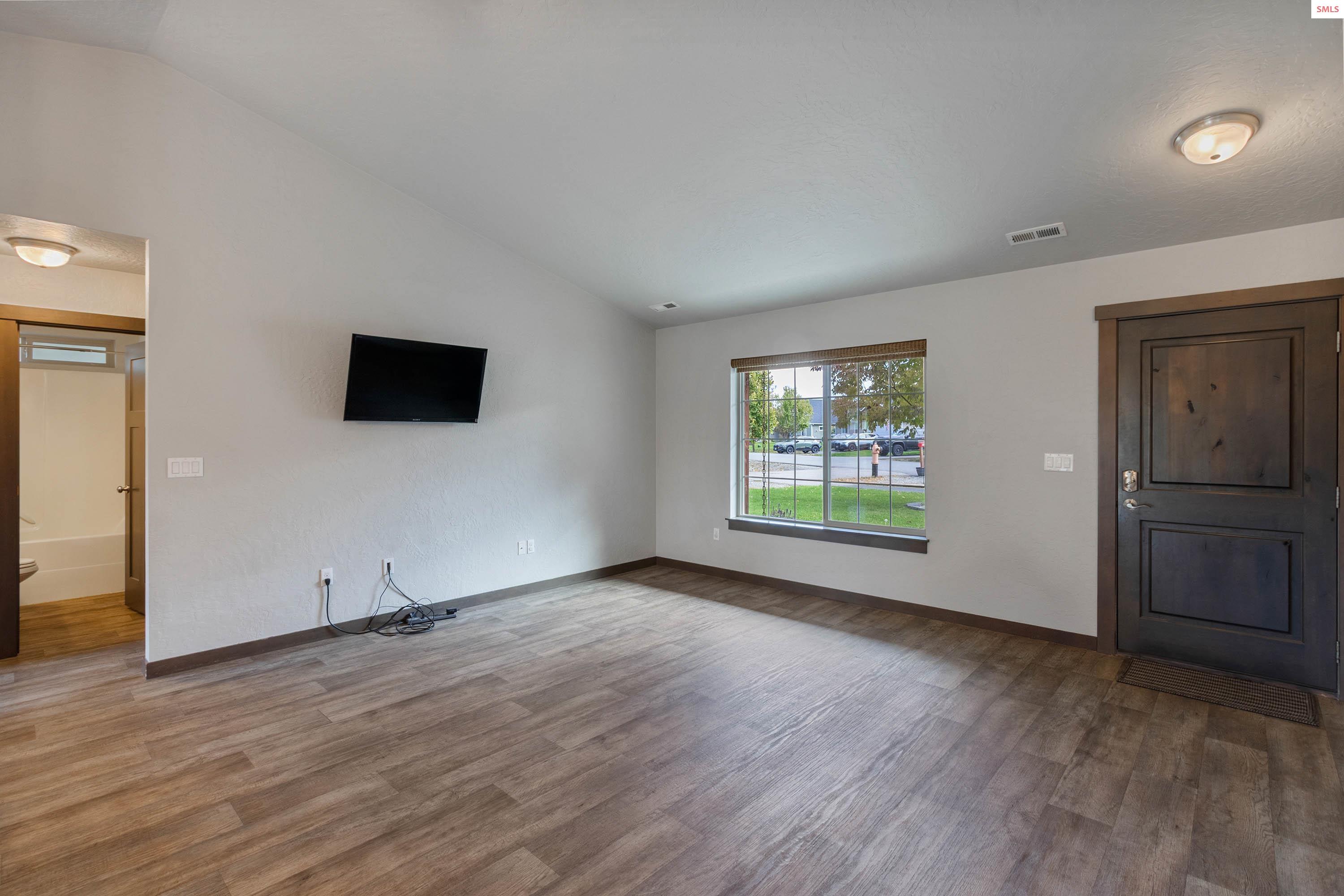 68 Kuskanook Road Kootenai, ID 83864 - Photo 22 of 52 Gallery Image 22