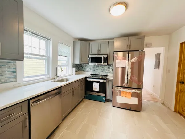 $3,800 | 30 Eatonia Street, Unit 30, Boston, MA 02134