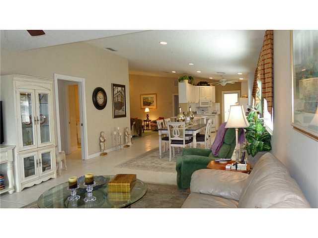 9021 Southeast Eldorado Way Hobe Sound, FL 33455 - Photo 7 of 23 Gallery Image 7