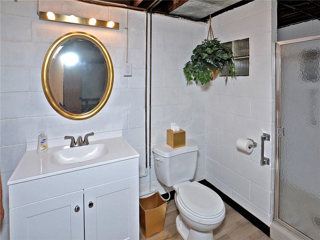 27 Greenwood Road Pittsburgh, PA 15221 - Photo 19 of 27 Gallery Image 19