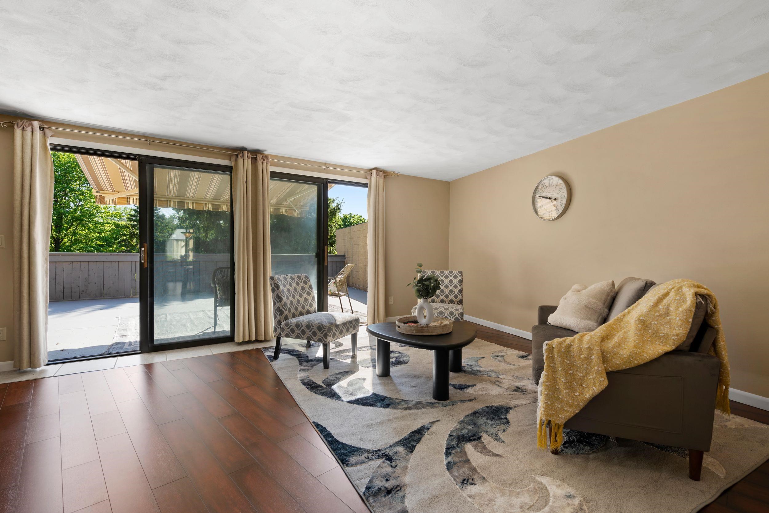 4545 West Pine Street, Unit F Appleton, WI 54914 - Photo 19 of 38