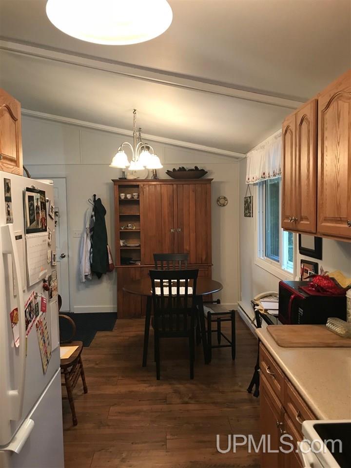 1145 9th Street Ishpeming, MI 49849 - Photo 6 of 26 Gallery Image 6