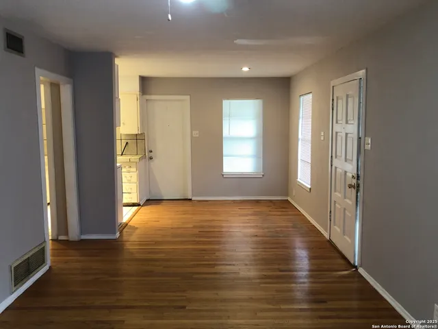 $1,495 | 434 Rexford Drive, San Antonio, TX 78216