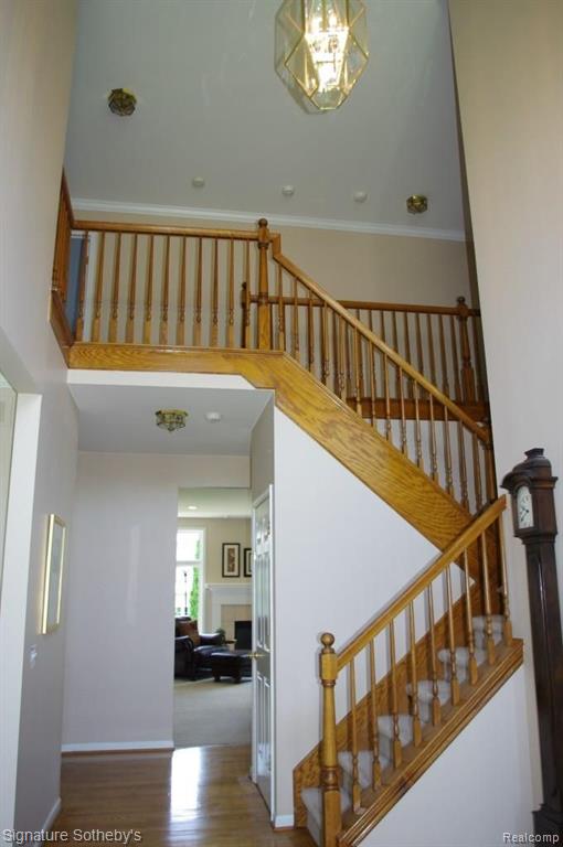 1331 Tulberry Circle Rochester, MI 48306 - Photo 3 of 26
