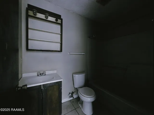 $650 | 102 Limoges Street, Unit A, Duson, LA 70529