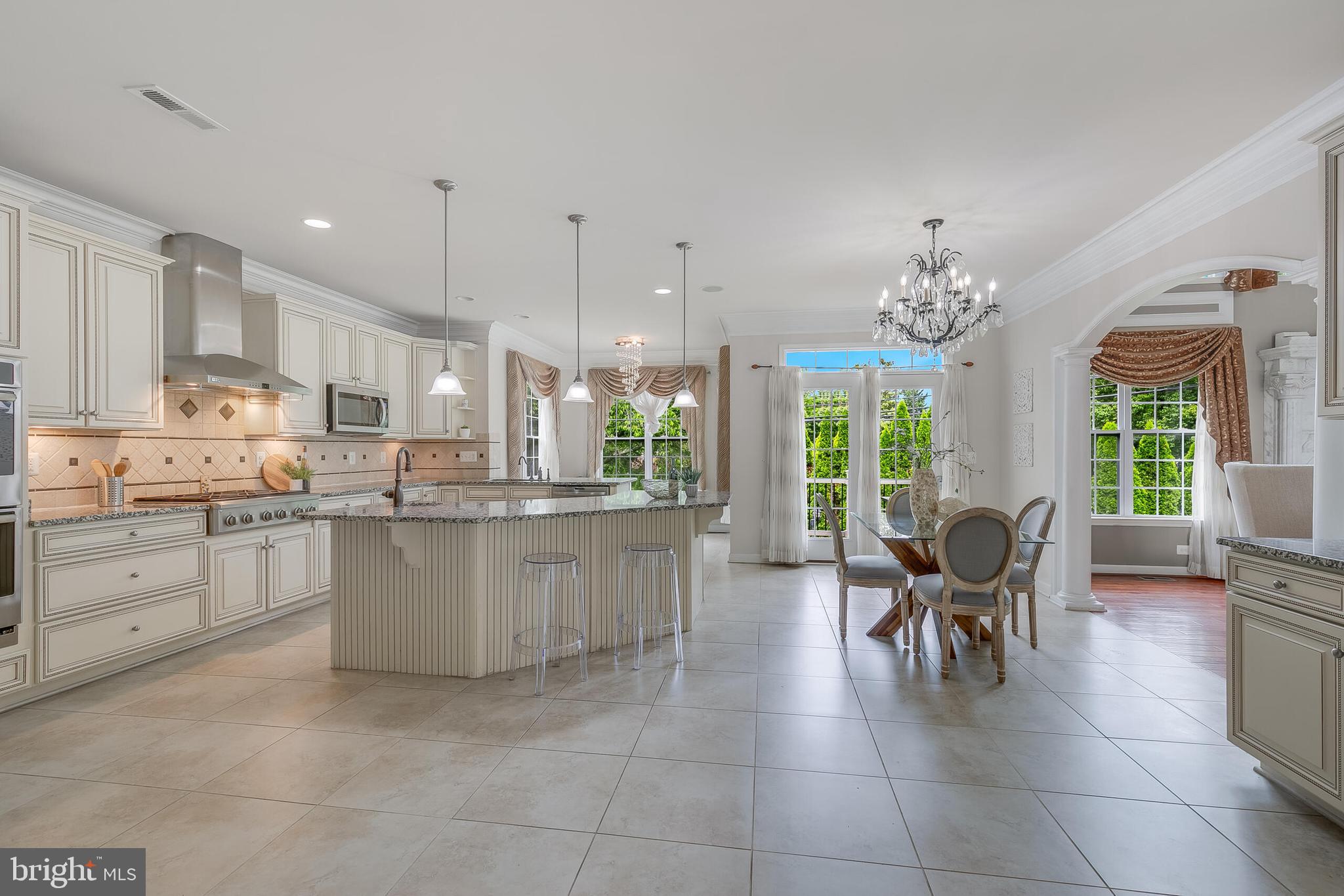 1271 Kensington Road McLean, VA 22101 - Photo 11 of 48 Oversized gourmet kitchen