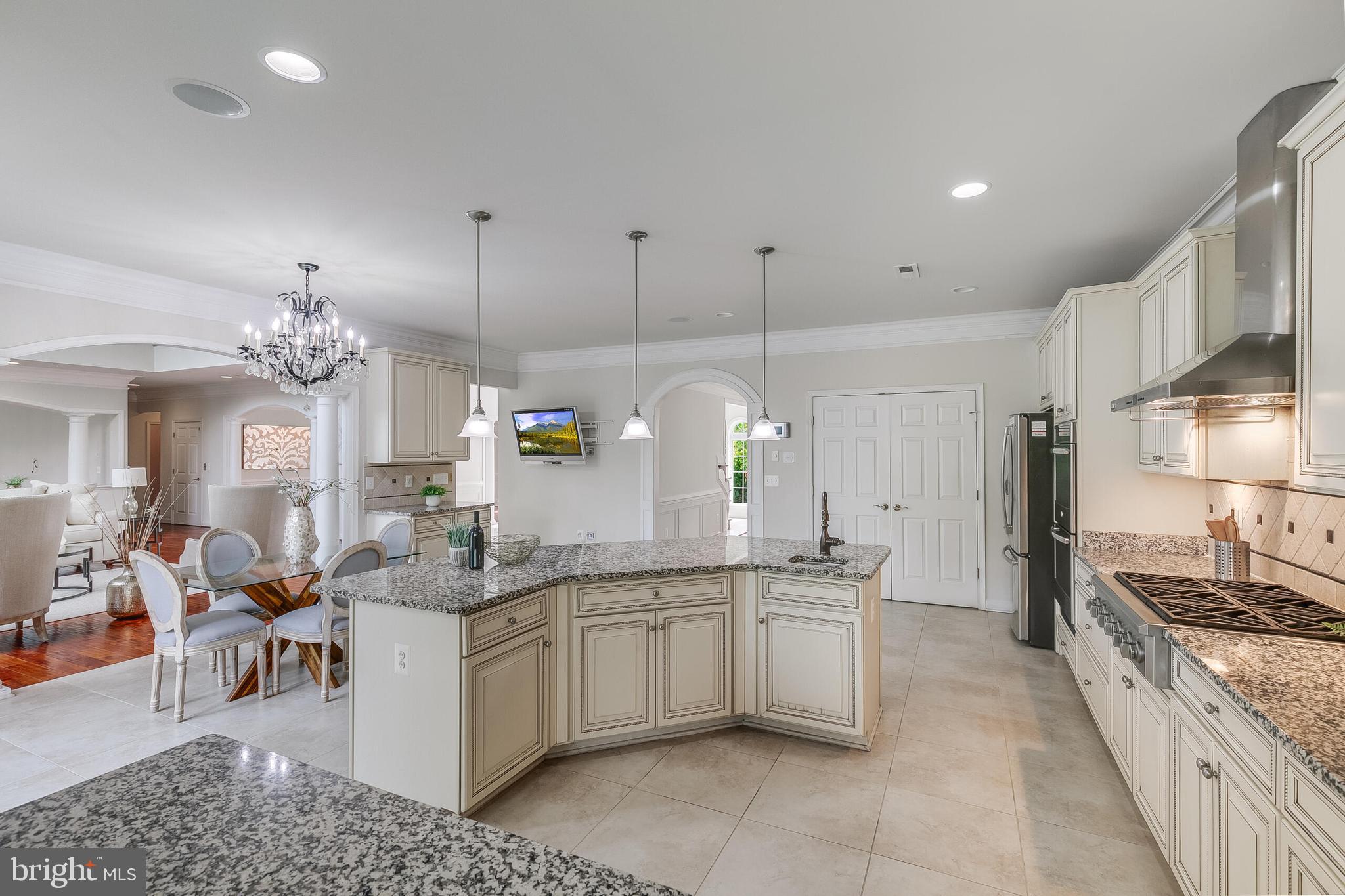 1271 Kensington Road McLean, VA 22101 - Photo 15 of 48