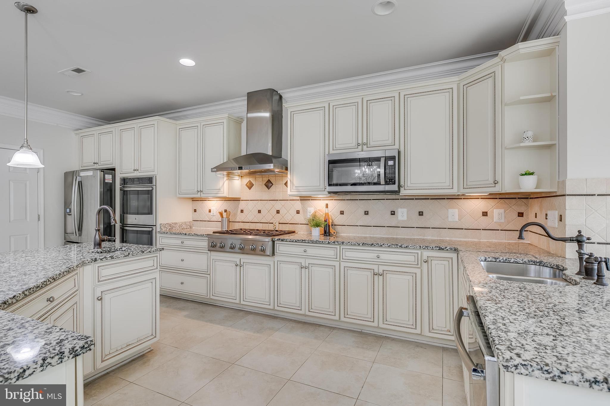 1271 Kensington Road McLean, VA 22101 - Photo 16 of 48