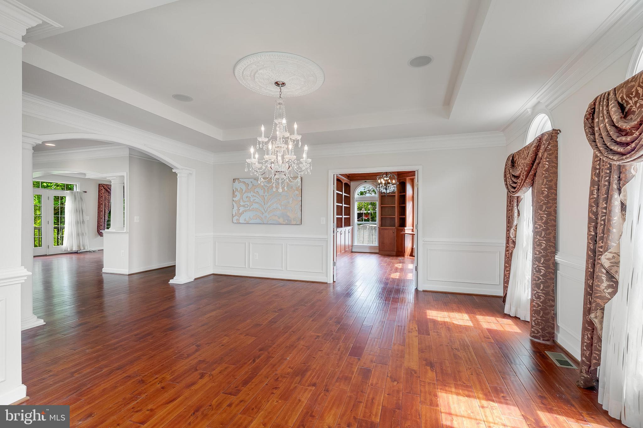 1271 Kensington Road McLean, VA 22101 - Photo 23 of 48 Bonus entertaining space