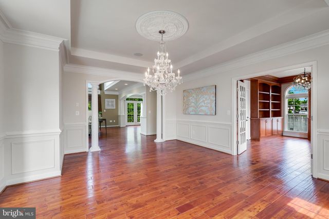 $2,100,000 | 1271 Kensington Road, McLean, VA 22101