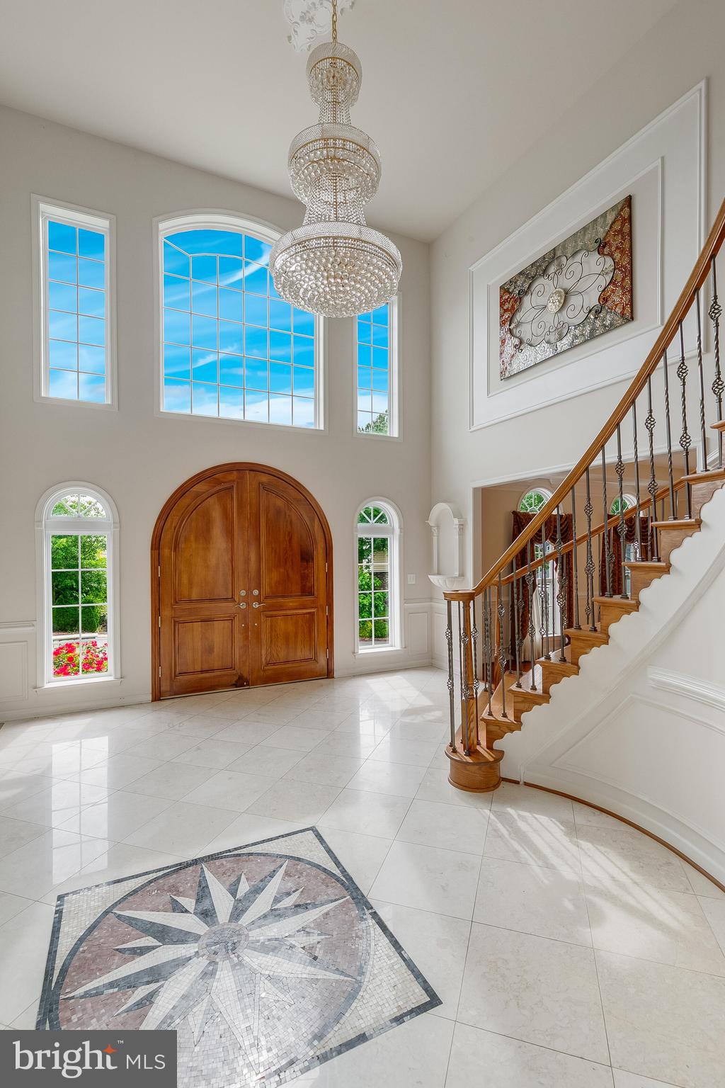 1271 Kensington Road McLean, VA 22101 - Photo 5 of 48 Crystal chandelier