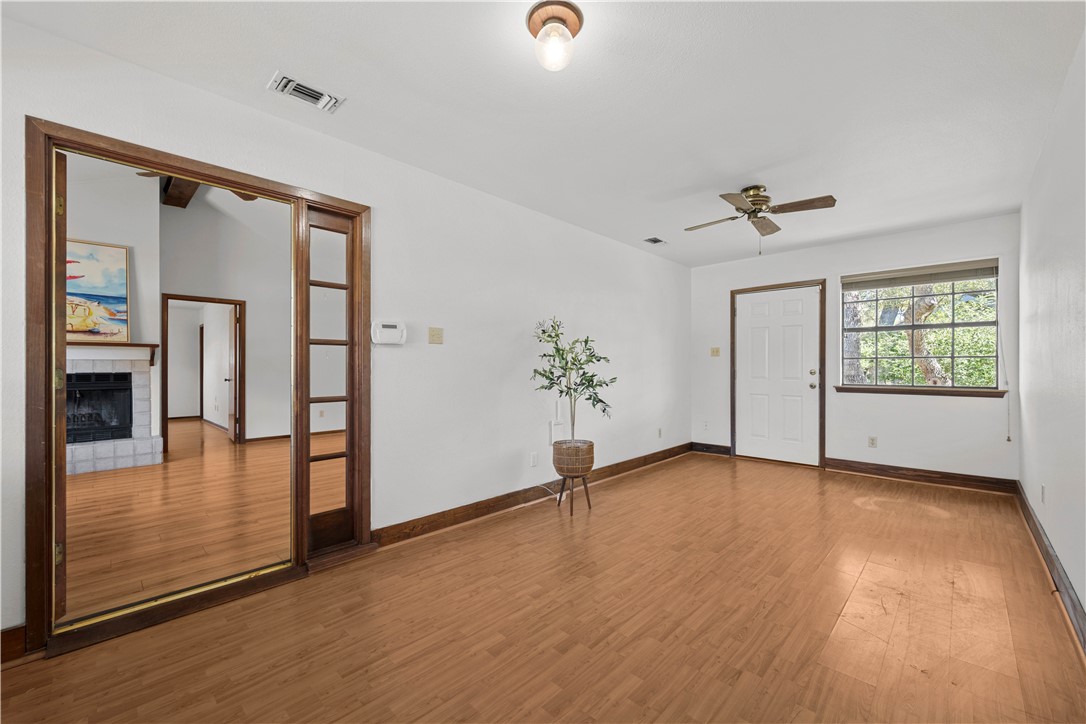 606 North 7th Street Fulton, TX 78382 - Photo 4 of 32 Bonus room