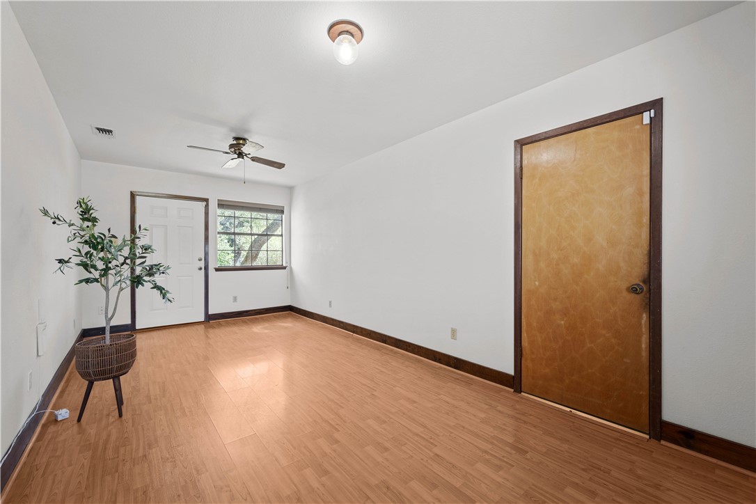 606 North 7th Street Fulton, TX 78382 - Photo 5 of 32