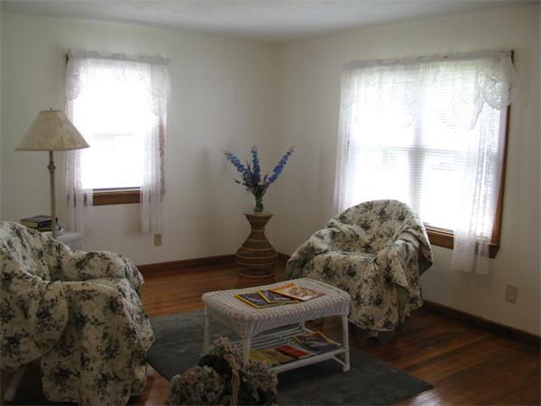 44 Harrington Road Chicopee, MA 01020 - Photo 11 of 26 Gallery Image 11